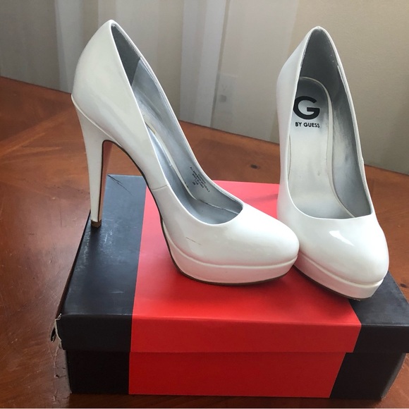 Guess Women's Classic White Heels Size 7.5 - Picture 1 of 6